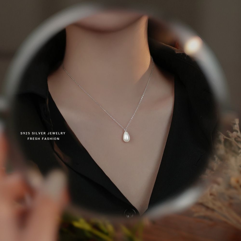 s925纯银水滴玻璃珠项链法式复古简约轻奢时尚小众高级感锁骨链