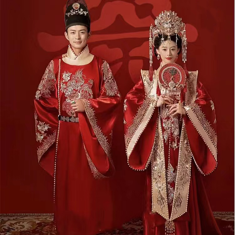 出租明制汉服婚服全套租赁凤冠霞帔中式古装宋制新娘伴娘2003新款