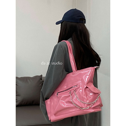 包包女2023新款粉色小众设计大学生上课通勤大容量斜挎单肩托特包