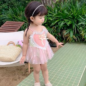 断码清仓女宝宝泳衣0-2岁婴儿可爱连体游泳衣女孩公主美人鱼泳装
