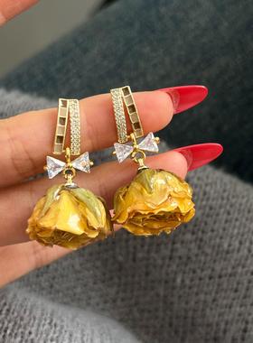 黄色干枯玫瑰耳环轻奢高级感永生花耳圈法式蝴蝶结花朵耳饰