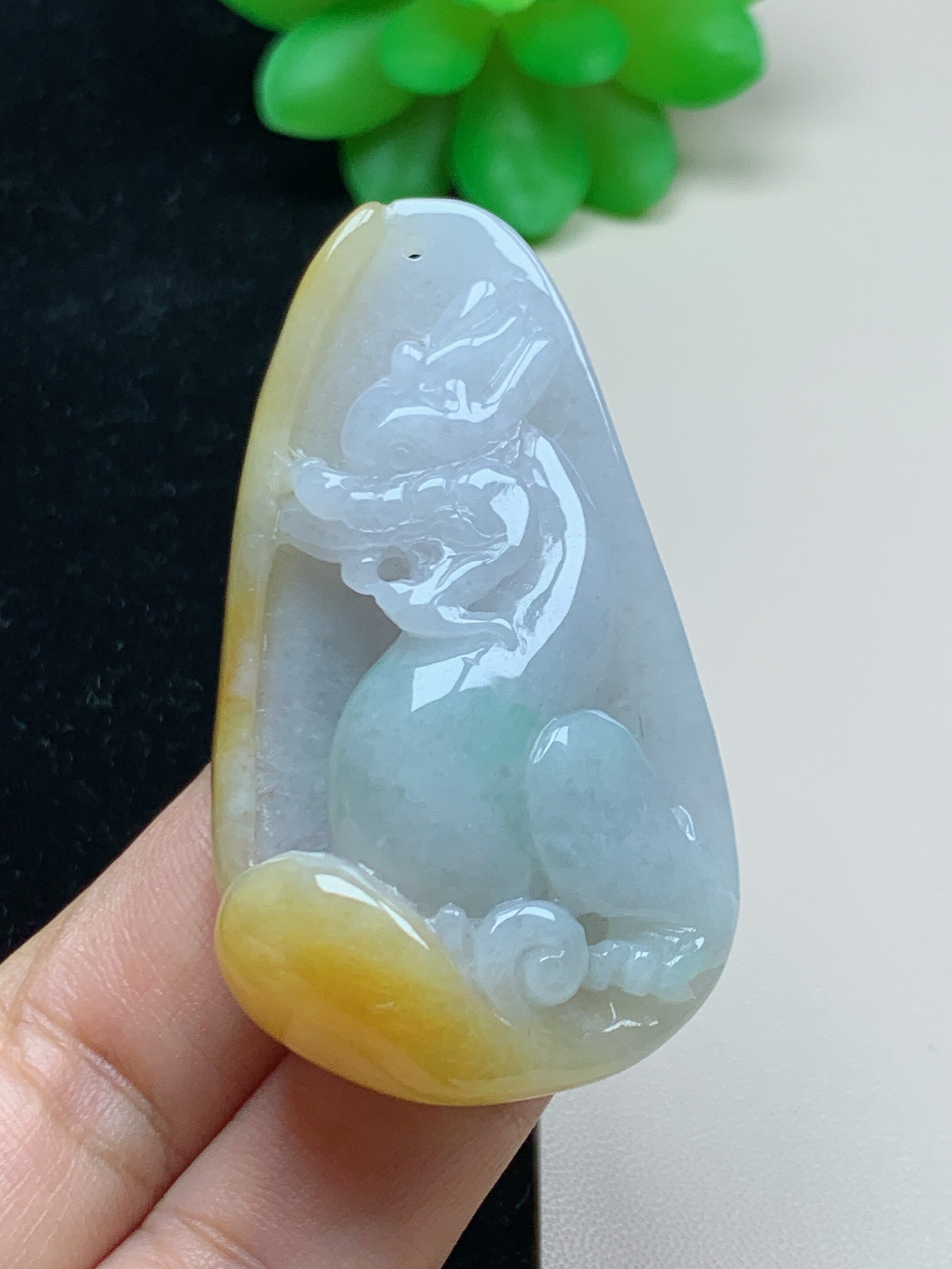 天然珠宝缅甸玉石翡翠龙行天下吊坠黄翡龙牌挂件仿古玉佩项链