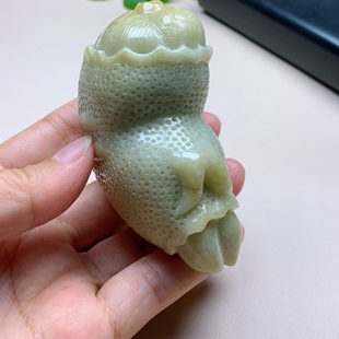 大猪蹄天然翡翠吊坠男士高端玉雕手把件冷门挂件男女款精雕雕刻