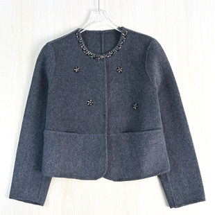 气质双面呢手工钉钻圆领暗扣羊毛呢短外套 思琪女装 2512