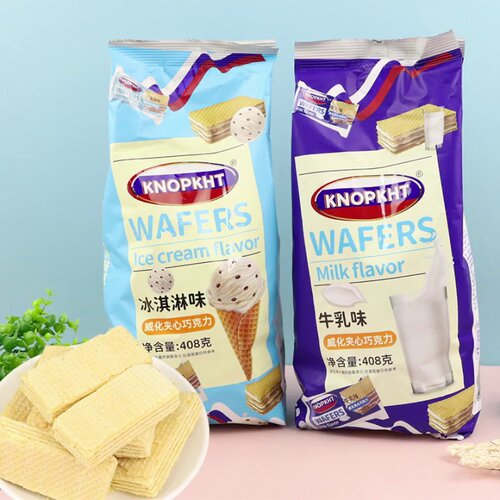 KNOPKHT熊三岁冰淇淋牛乳饼威化