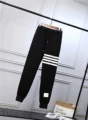 Black, Style a