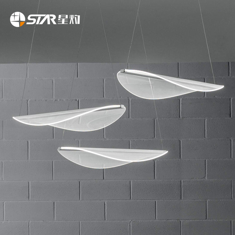 北欧简约现代艺术吊灯设计师创意个性客厅餐厅灯亚克力大叶片吊灯