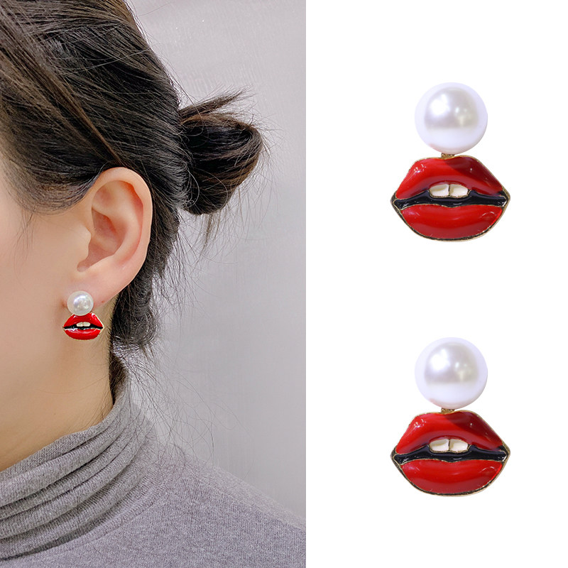 红嘴唇珍珠耳钉女复古港风高级感法式网红耳环2022年新款潮耳饰品