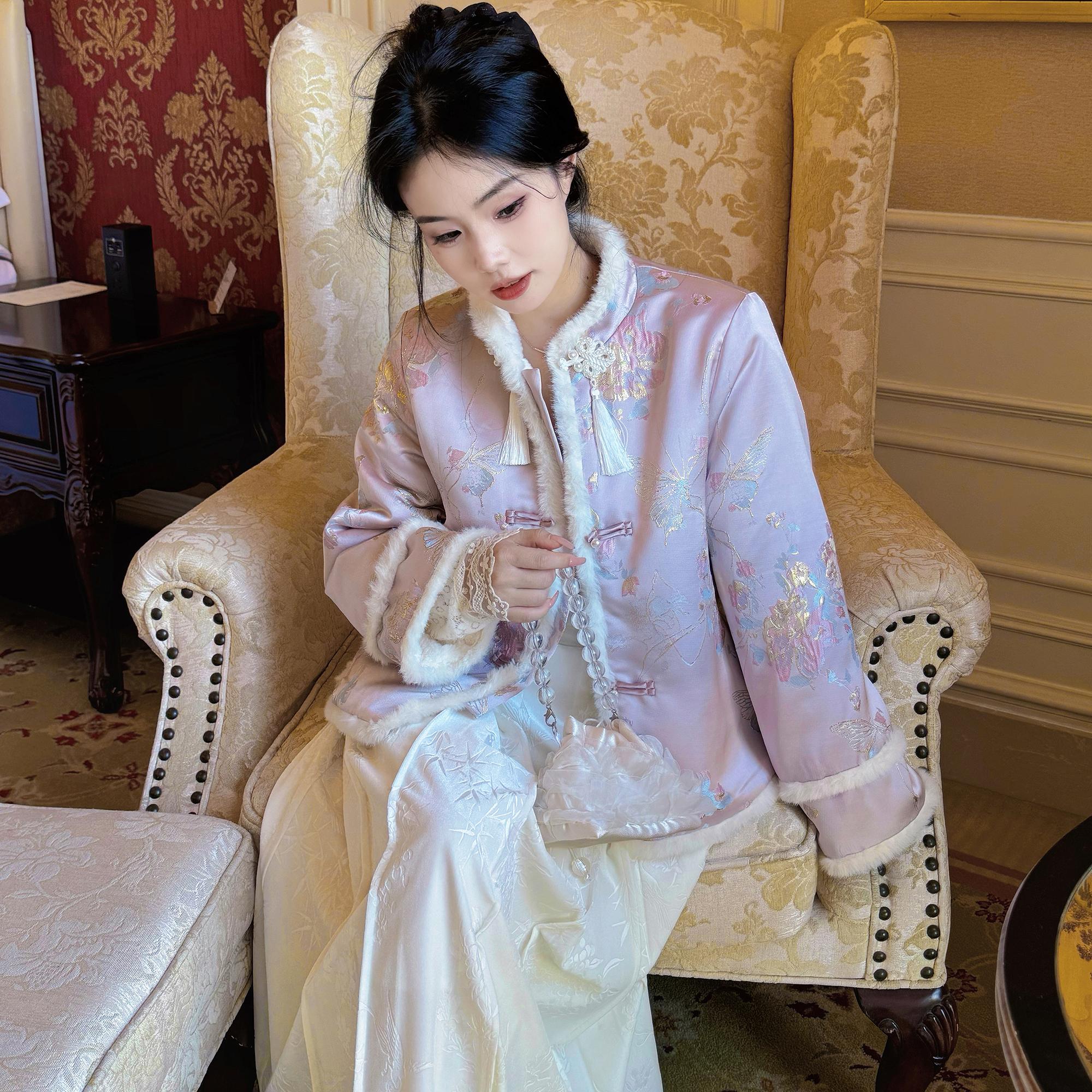 小个子新中式盘扣提花粉色棉袄