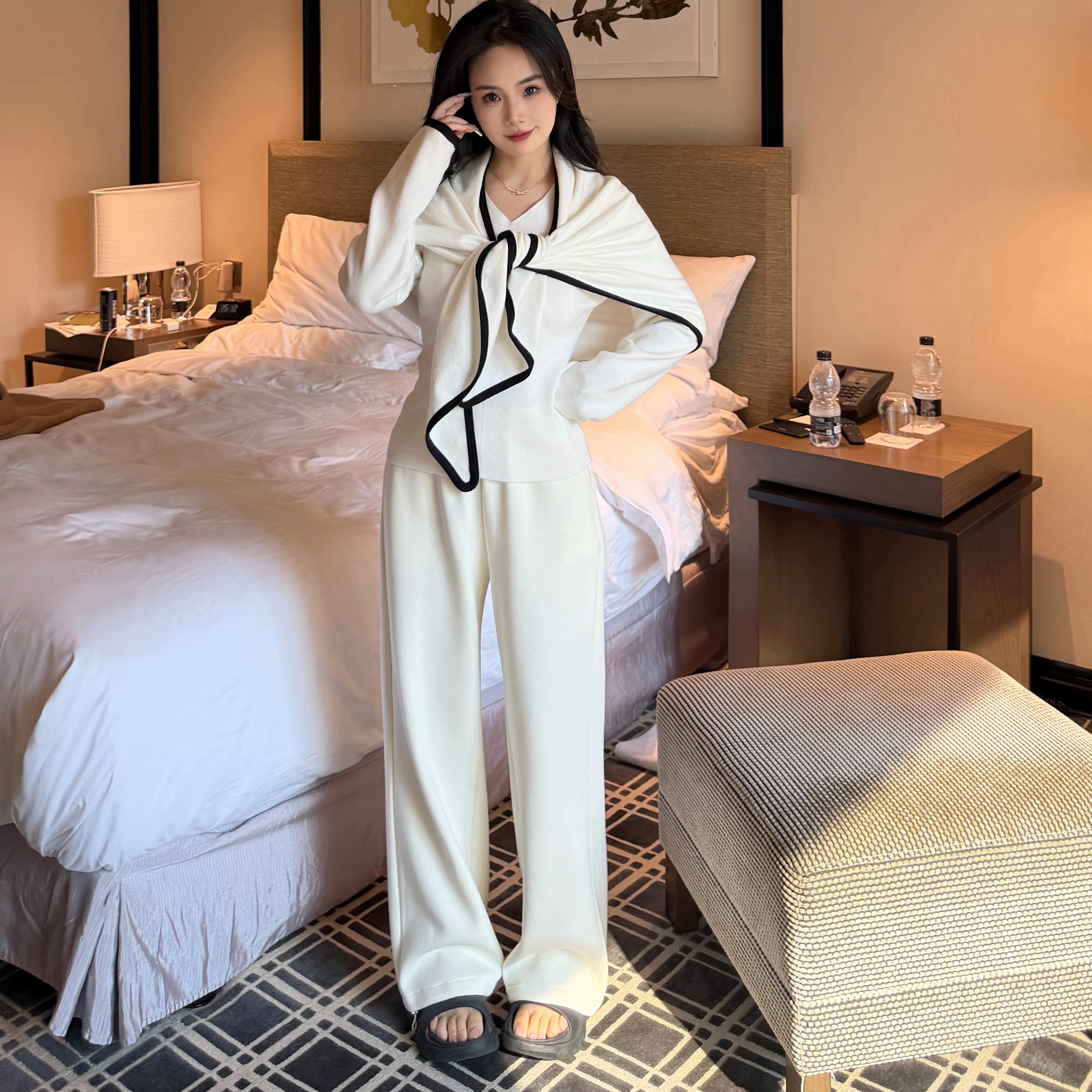 自在小个子雾感柔光加绒两色阔腿卫裤宽松毛织长裤女休闲裤阔腿裤