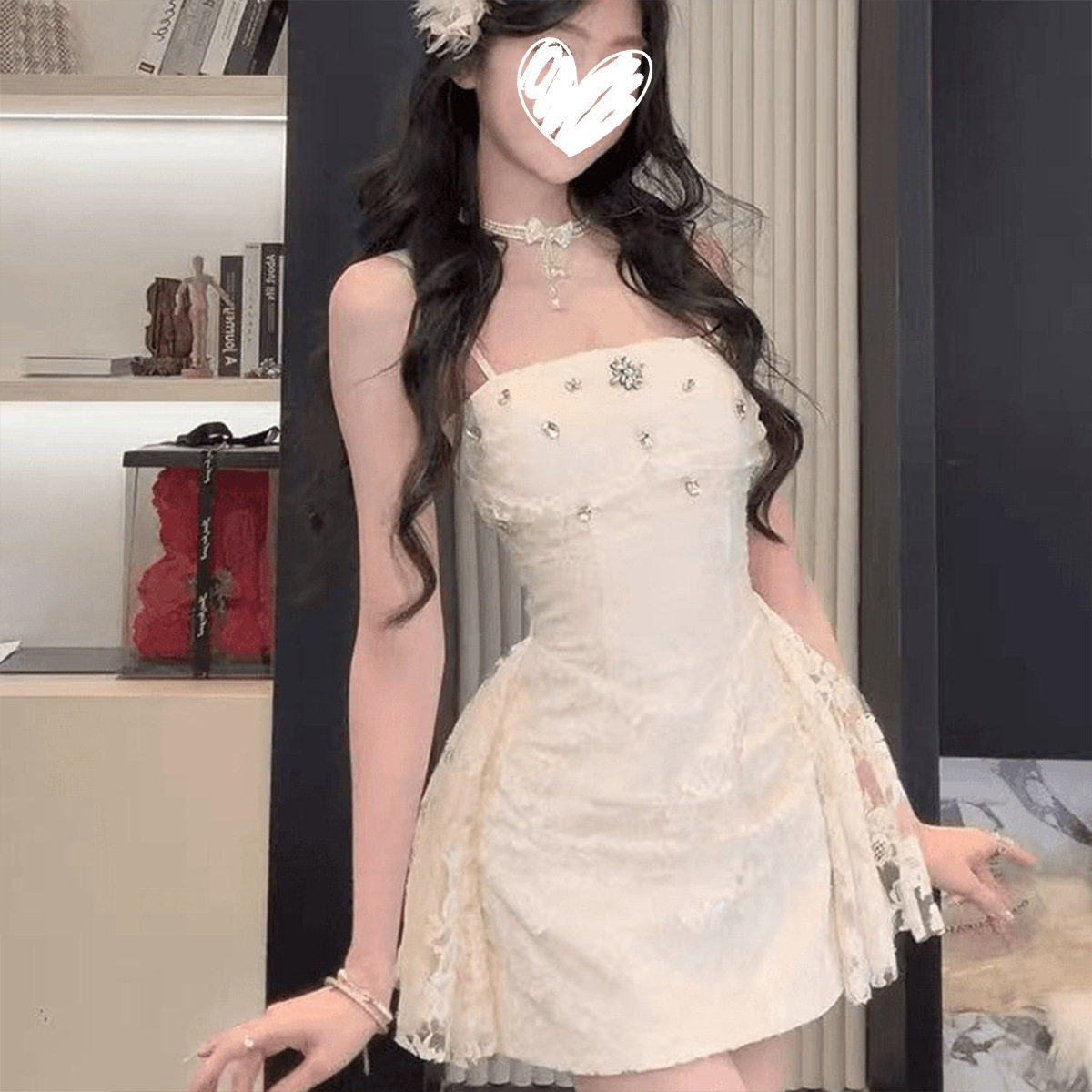 小幸运纯欲风辣妹蕾丝刺绣重工镶连衣裙