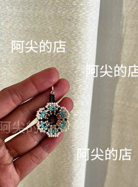 阿尖同款蓝白花朵耳环