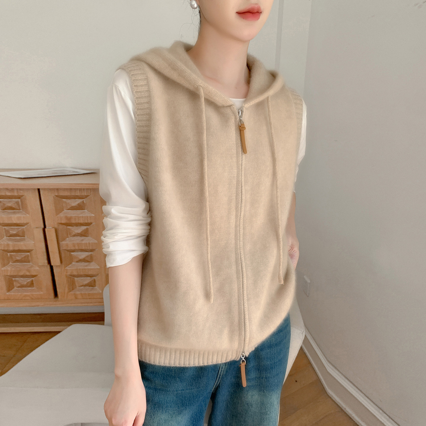 秋冬款100%纯羊毛针织厚马甲女连帽拉链无袖毛衣背心坎肩开衫外套,女装/女士精品,毛针织衫,淘宝优惠券,粉丝福利购,淘宝优惠卷