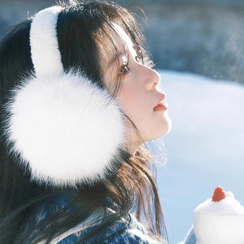 雪天氛围感白色毛绒耳罩