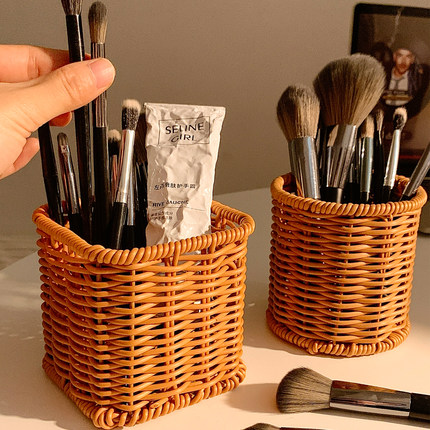 新中式复古藤编化妆刷收纳筒桌面化妆品口红置物架收纳盒笔桶新款