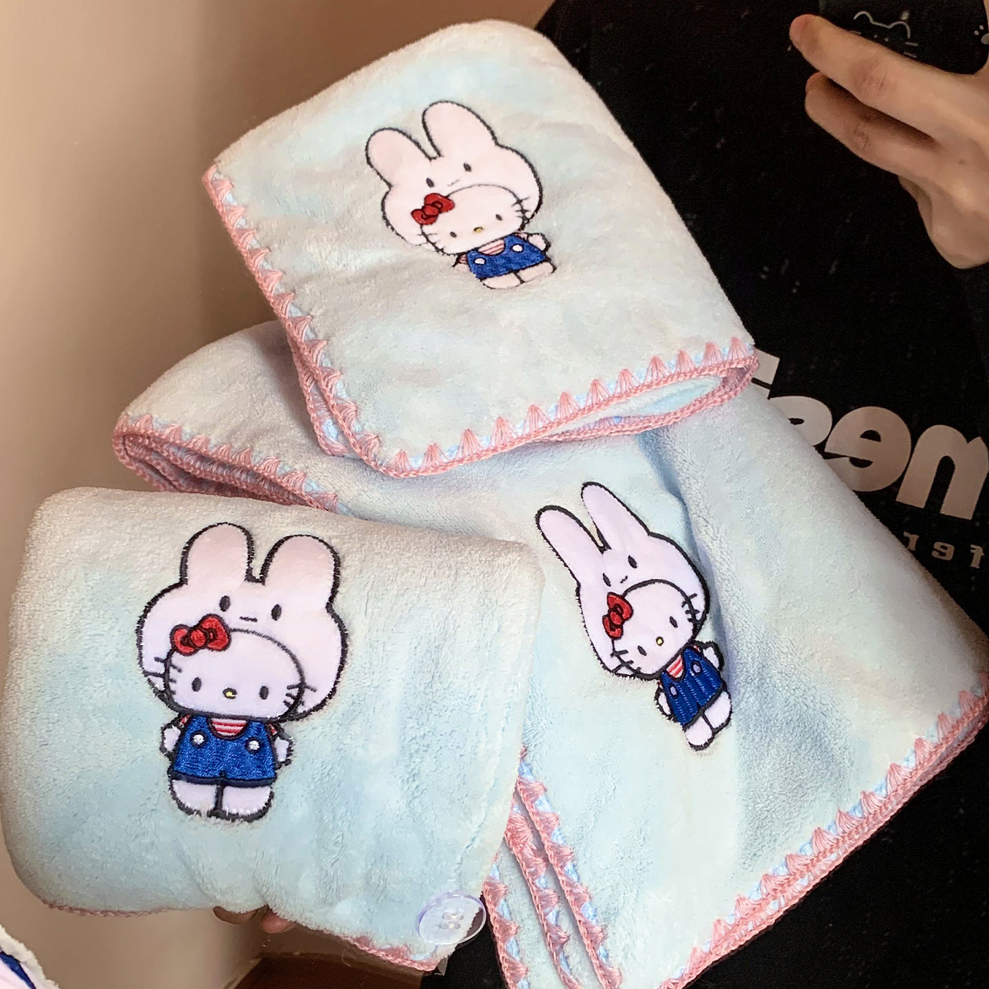 可爱卡通珊瑚绒浴巾女吸水速干家用成人洗澡裹巾学生宿舍2026新款