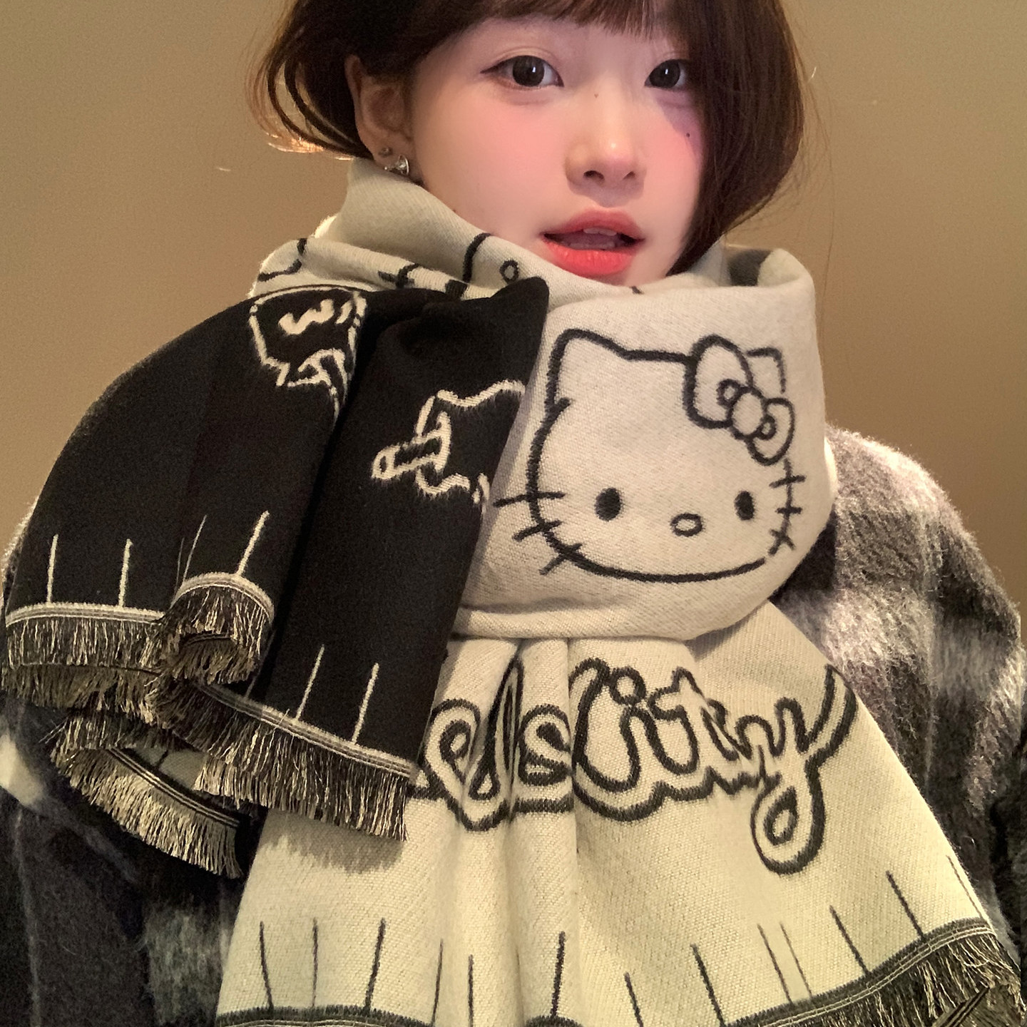 可爱HelloKitty双面围巾女冬季韩系保暖加厚学生围脖披肩2025新款