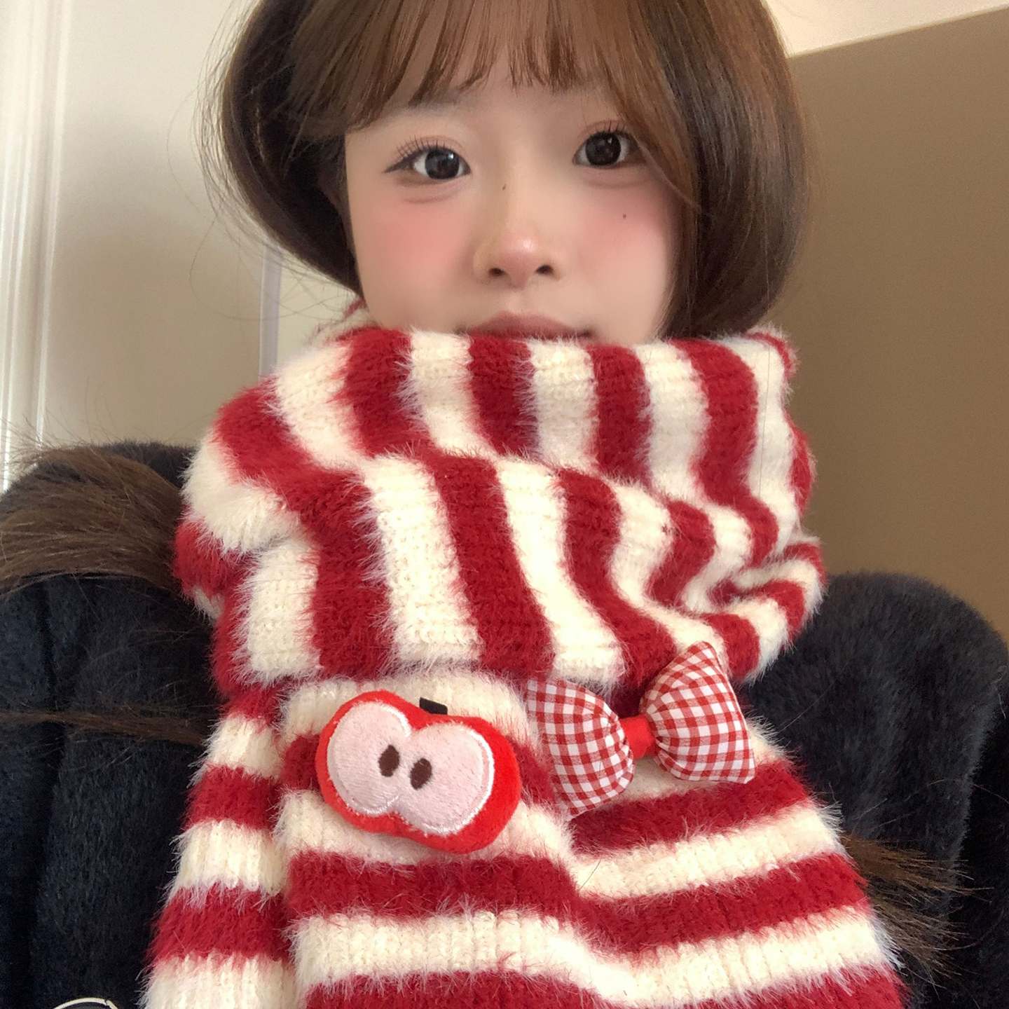 韩系红色条纹蝴蝶结苹果毛绒围巾