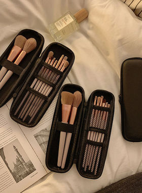 化妆刷包收纳包女便携2025新款随身旅行小号刷子眉笔眼影刷收纳袋