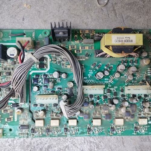 价变频器驱动板E2D3NQ00UE2D3NQ00U变频器驱动板E2D3NQ00U驱动板