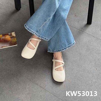 KFT脚王玛丽珍鞋女2025秋季新款包头方跟鞋单鞋法式小皮鞋显瘦鞋