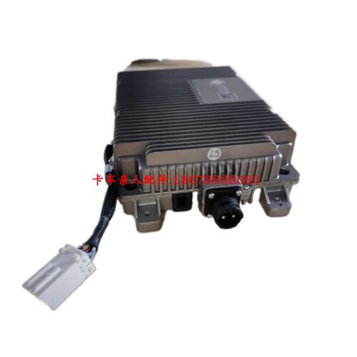 卡车汕德卡 T7H24伏电压转220V电源逆变器(1000W)712W25441-6051