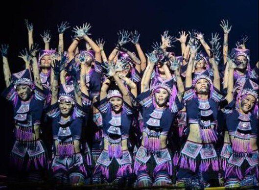 打蓝靛舞蹈服装布依族 壮族服装瑶族舞台表演服装 演出服表演服饰