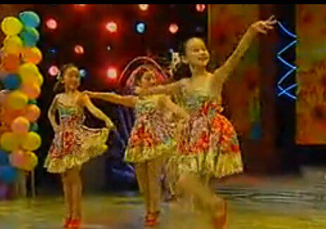 小荷风采儿童舞蹈服装 女童 花裙子飘起来舞蹈服 六一幼儿演出服