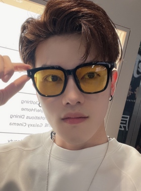 墨镜ins方框超轻tr90街拍太阳镜