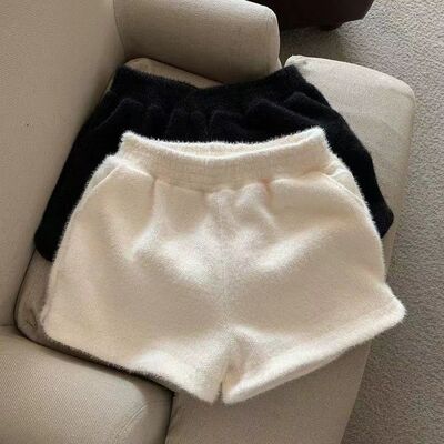 女童毛绒短裤秋冬季外穿女孩2025新款配靴子的裤子小个子打底靴