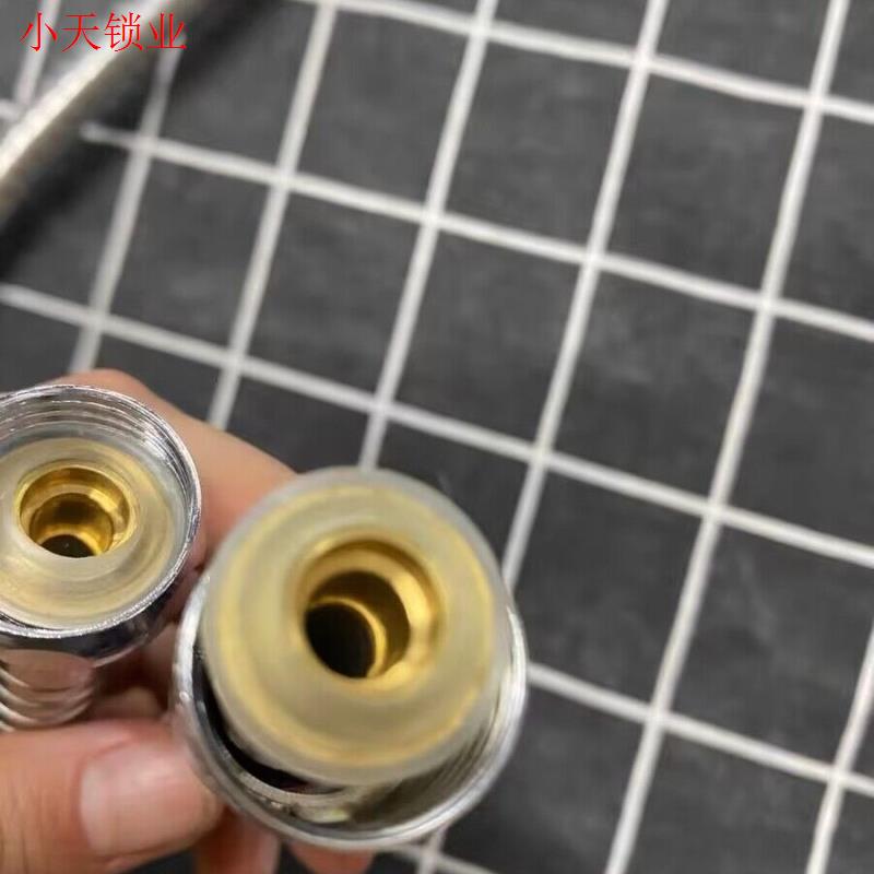 花洒软管浴室淋浴雨喷头通用不锈钢水管子热水器花洒套装配件大.