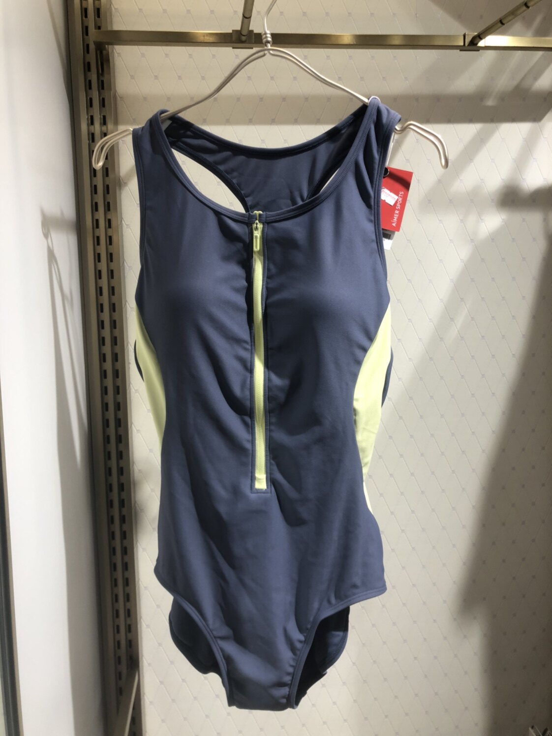 爱慕游泳衣泳装女士有胸垫无钢圈修身高级感美背连体泳衣as163p11