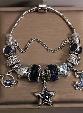 潘家风星空蓝水晶手链女蓝色琉璃珠星月吊坠小众轻奢设计感首饰品