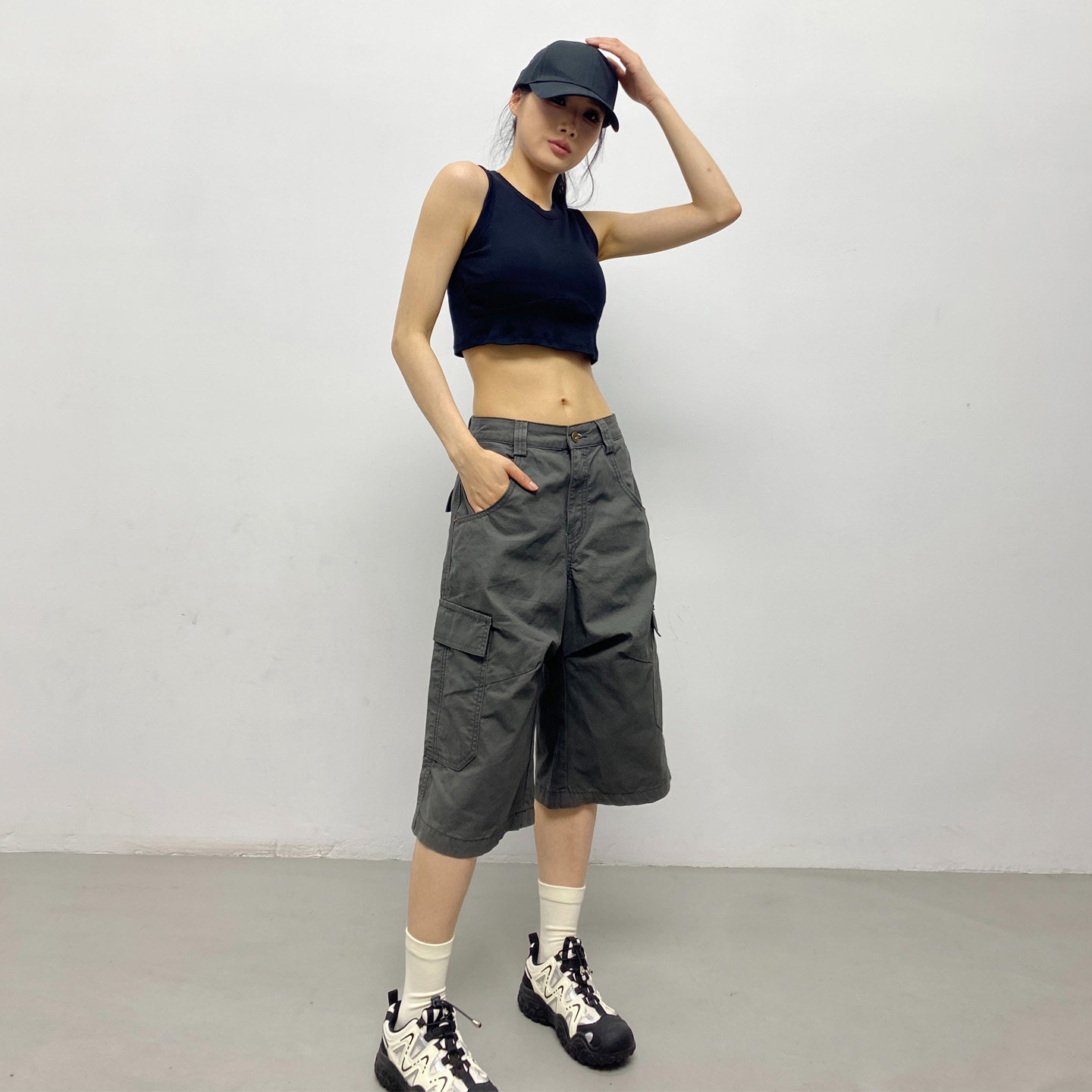 2026新款美式灰色短裤女夏季宽松休闲直筒复古工装阔腿中裤五分裤