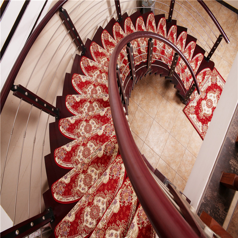旋转楼梯踏步垫扇形免胶实木楼梯贴满铺防滑楼梯台阶家用楼梯地毯