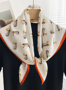 白色马车双面异色仿丝毛中方巾围巾女款2025新款夏季薄款护颈披肩