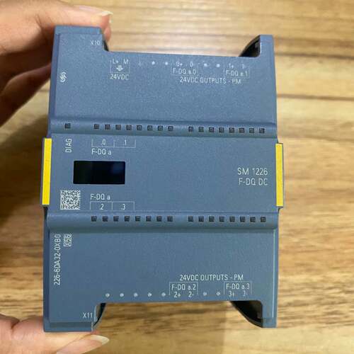 可维修T0300，西门子6ES7 226-6DA32-0XB0外壳议价