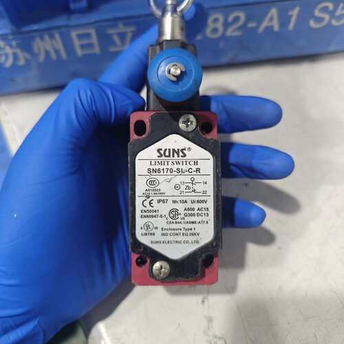 议价SUNS三实拉绳限位开关 SN6170-SL-C-R可维修