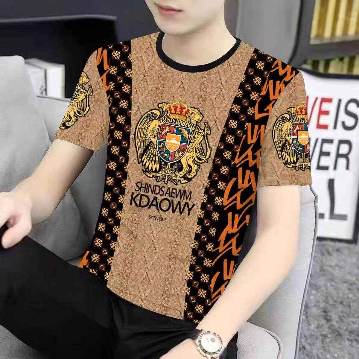 男士短袖t恤潮流冰丝修身夏季薄款夏装2026新款上衣服半袖体恤衫