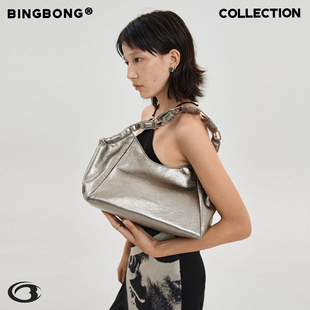 褶皱简约通勤托特包大容量斜挎包 小号爆裂朵巴克 BINGBONG 原创