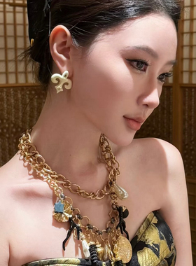 法式时尚重工仿珊瑚动物角吊坠项链几何形粗链条金色个性双层项链