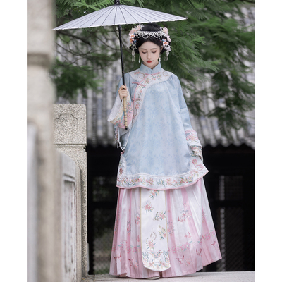 白菜新秋款重工刺绣清汉女套装