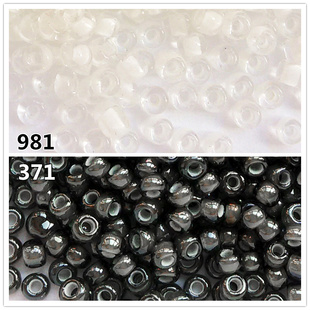 DIY玩偶十字绣串珠日本进口TOHO东宝米珠2mm染芯黑色白色371/981