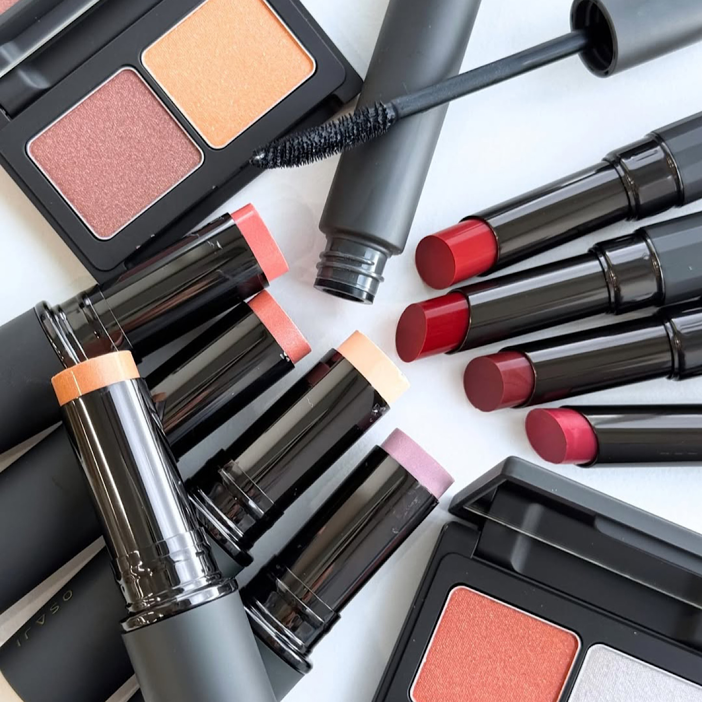 日本osaji腮红口红眼影高光棒