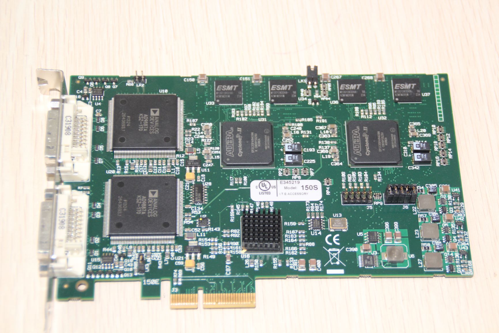 DATAPATH VisionRGB-E2S 双路高清多屏采集卡 E345219