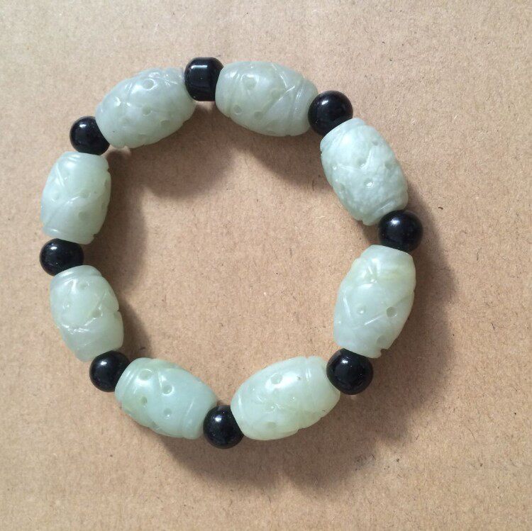 天然路路通转运珠玉石手链