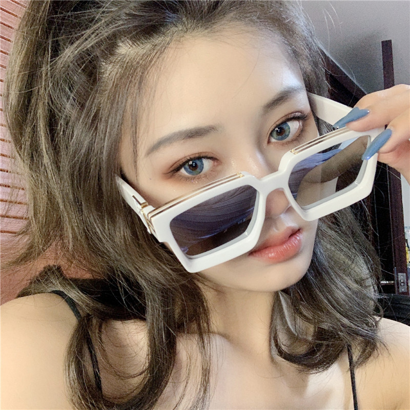 网红复古方框白色太阳镜女2022年新款防紫外线ins超火大圆脸显瘦