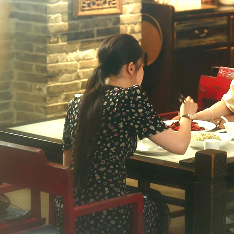 法式直筒雪纺爱心开叉