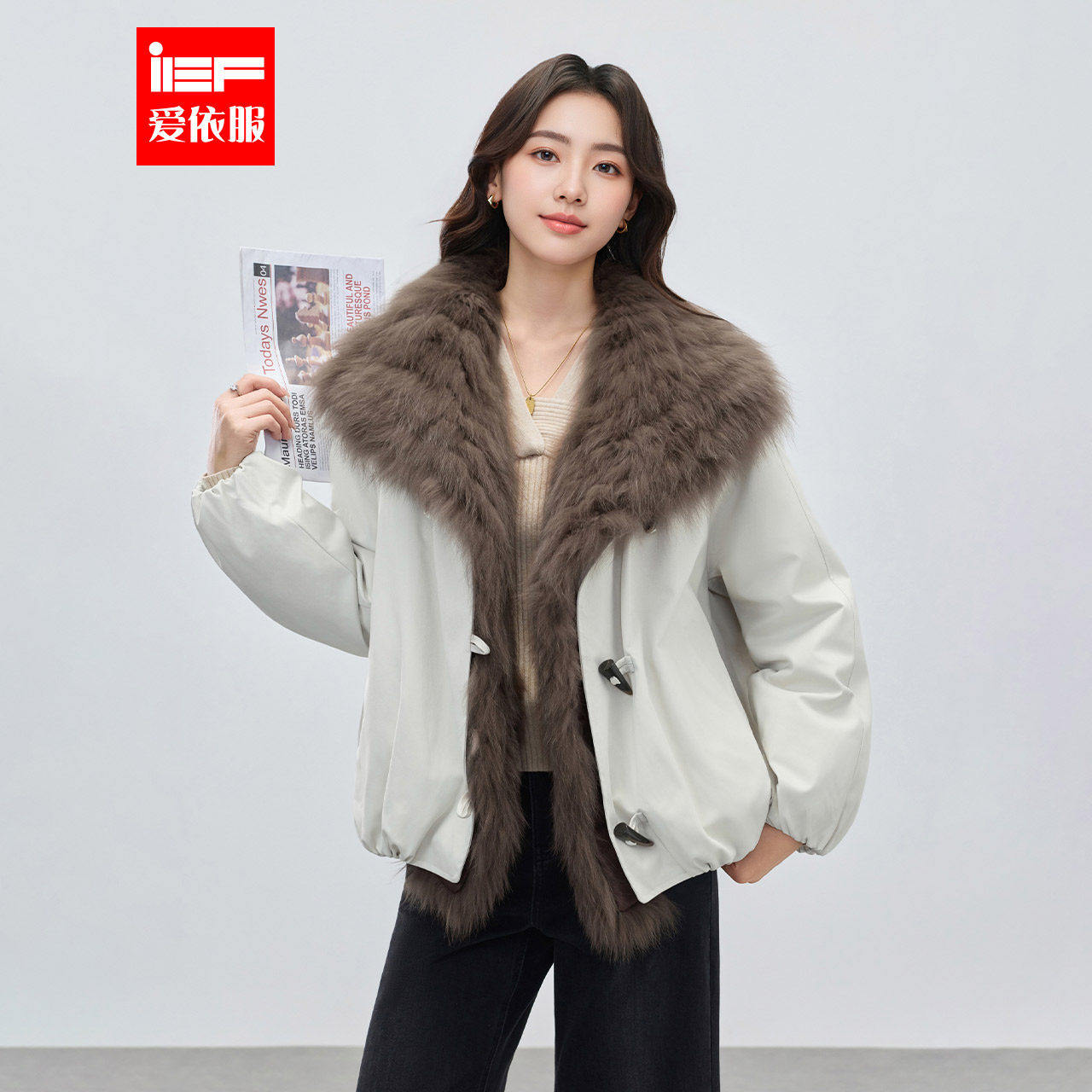IEF/爱依服2025冬季新款美式甜酷辣妹气质毛绒大翻领设计羽绒外套,女装/女士精品,羽绒服,淘宝优惠券,粉丝福利购,淘宝优惠卷