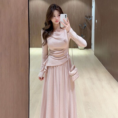 法式粉色少女掐腰连衣裙2026春新款爆款独特漂亮温柔气质针织长裙